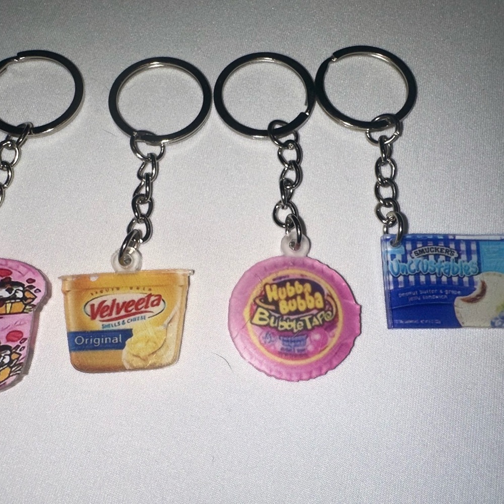 Keychain snack bundle 7pc - Picture 2 of 7